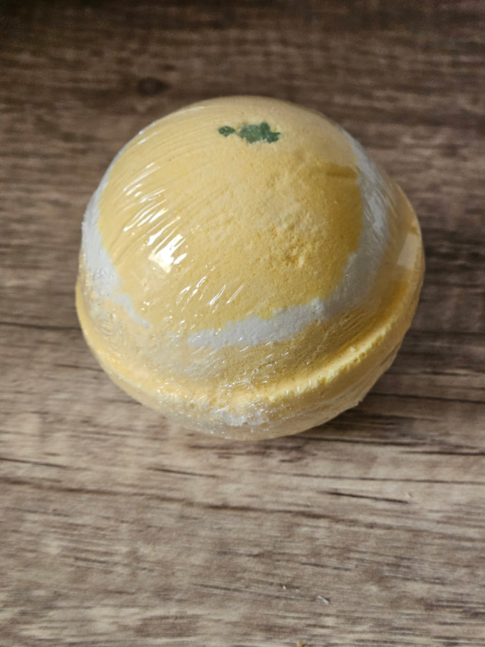 Lemongrass Bath Bomb